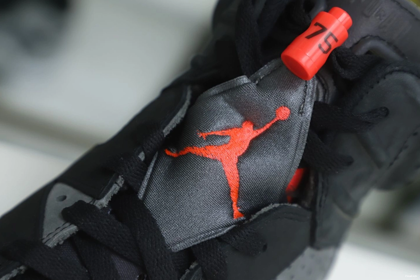 JORDAN RETRO X PARIS GREY' AIR SAINT-GERMAIN 'IRON 6 0105